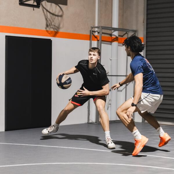 523335389 17957798402970375 4135126789984288150 N