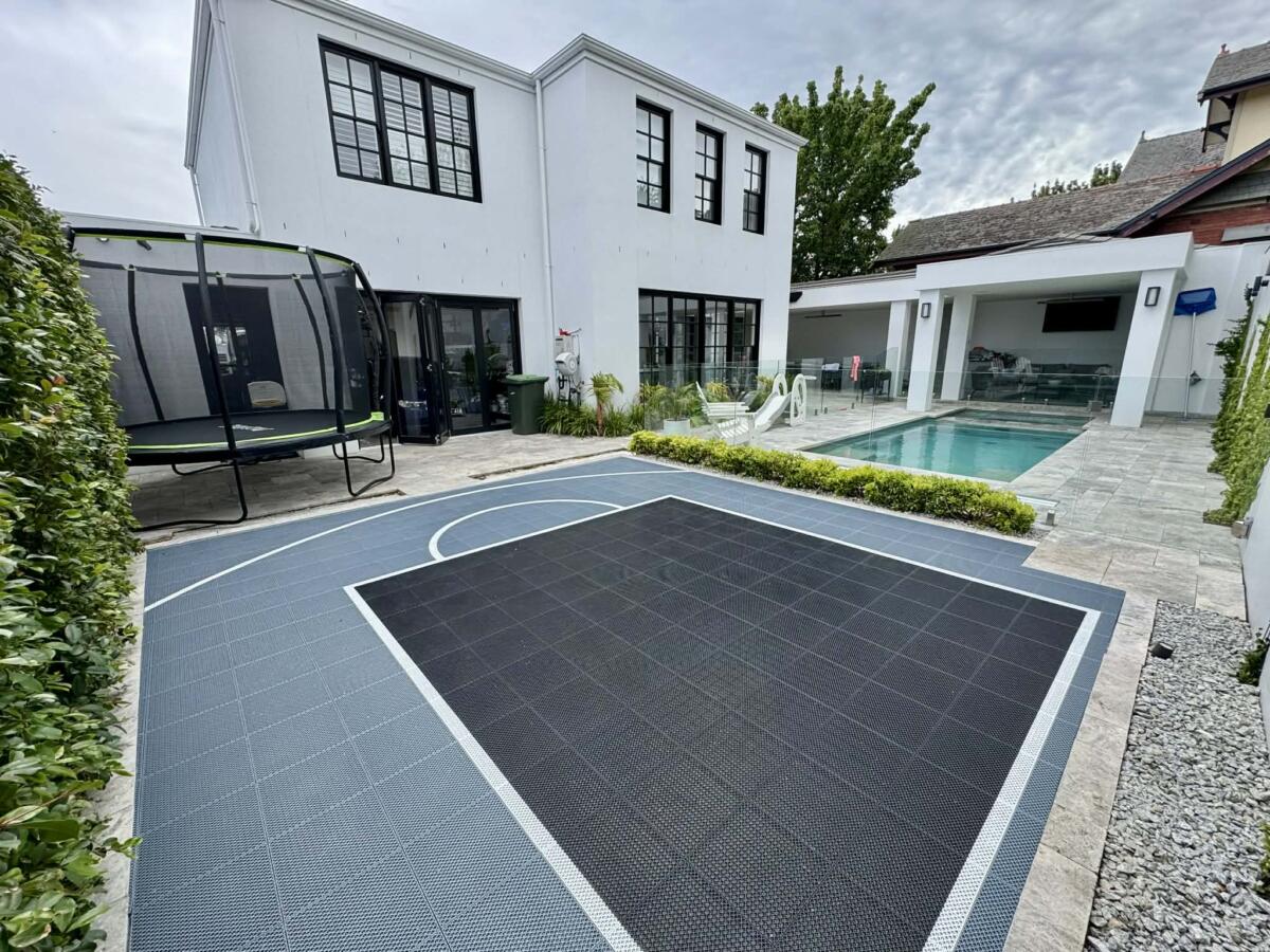 Custom Slam Man Basketball Court – Newtown