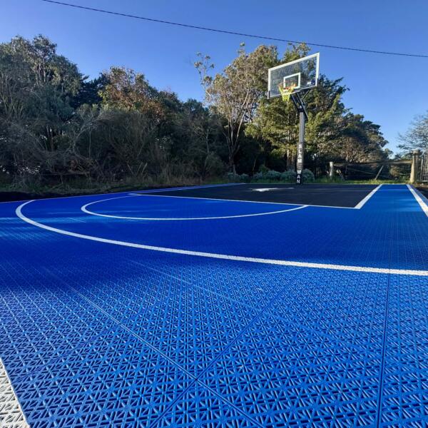 Geelong Slam Man Pro Basketball Court And 60 Ring .3