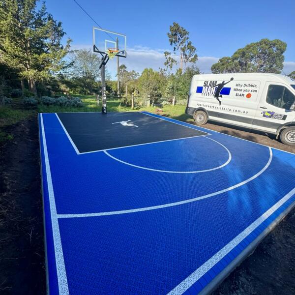 Geelong Slam Man Pro Basketball Court And 60 Ring