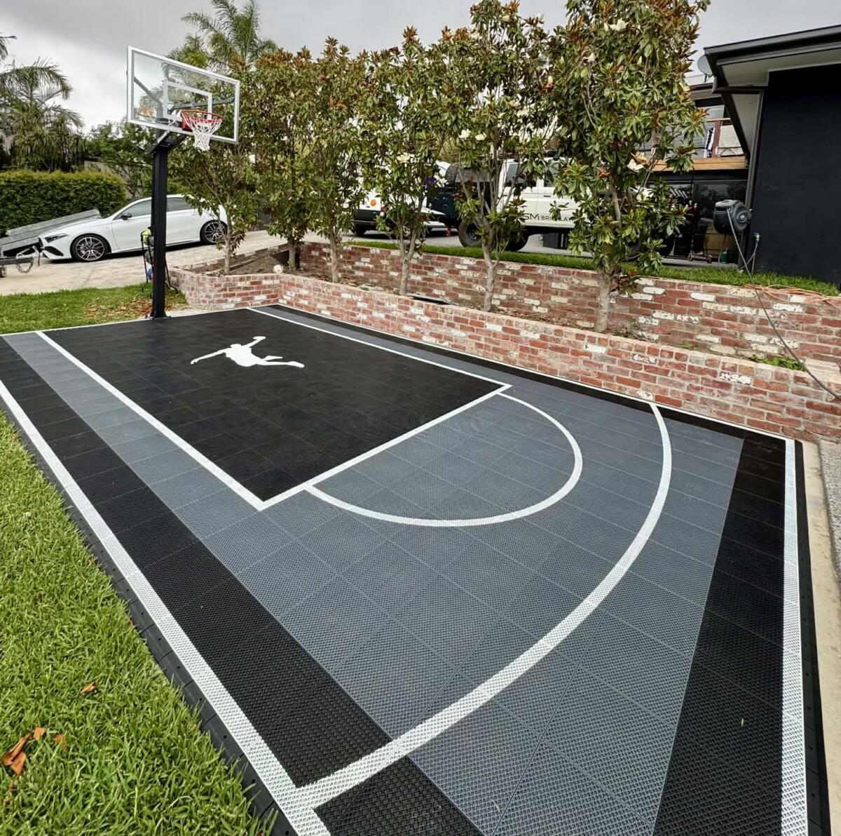 Custom Slam Man Elite Basketball Court – Melbourne