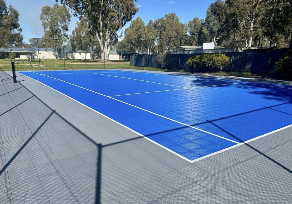 Ingenia Murray Bend Slam Man Tennis Court
